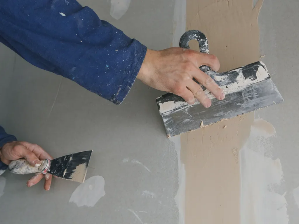 Reparación de pared de yeso en Castellón
